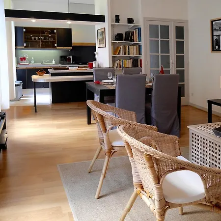 Du Palais Appartement *